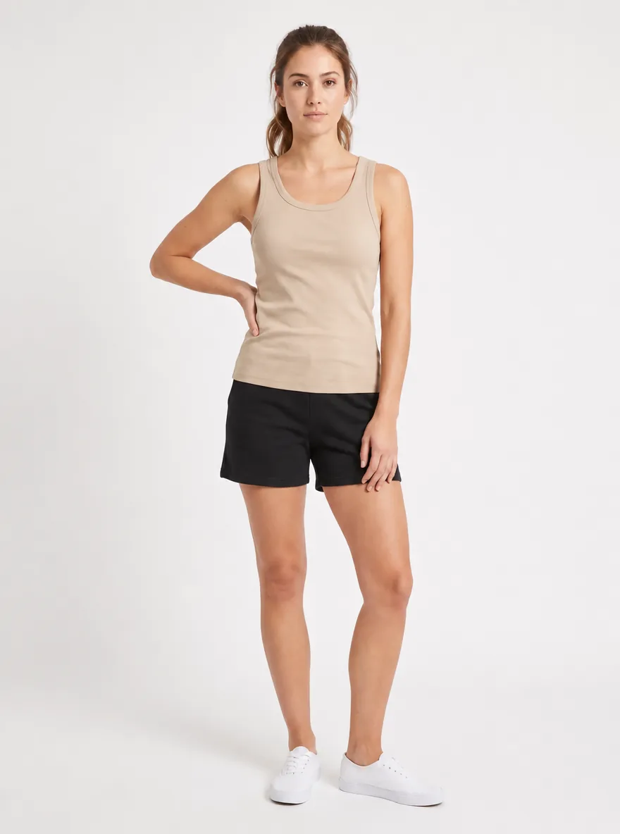 Example model photo for AI dress changer