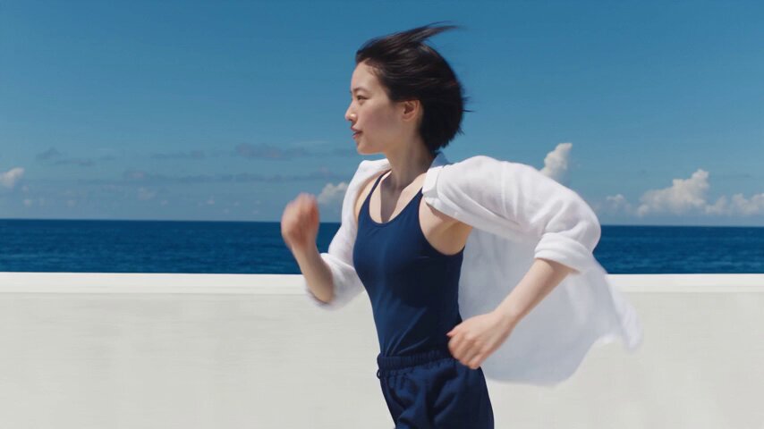 Japanese Actress Beach Sprint Prompt