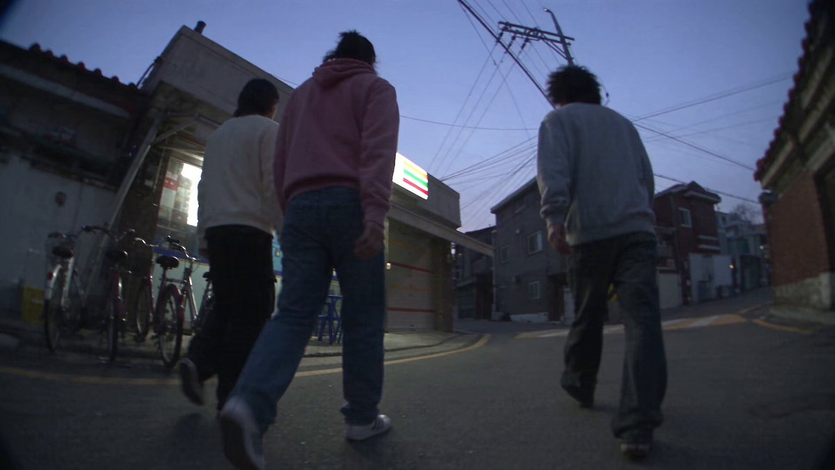 MiniDV 风格大学好友 Vlog