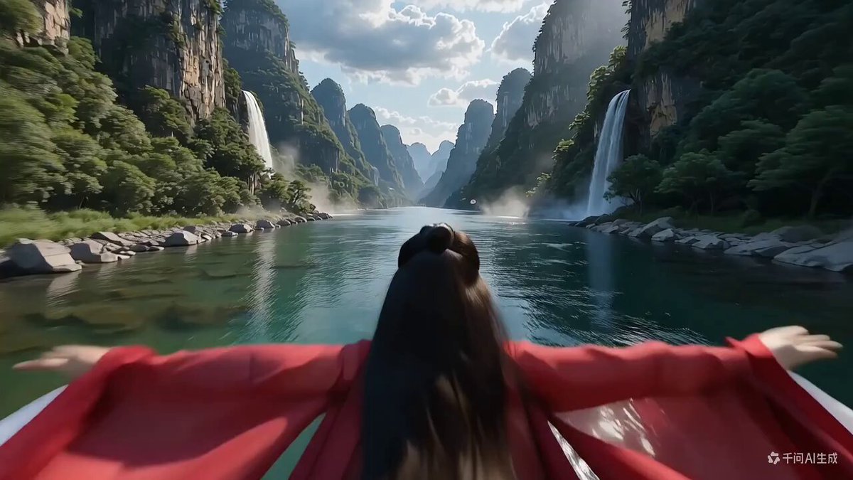 Wuxia Heroine Water-Gliding
