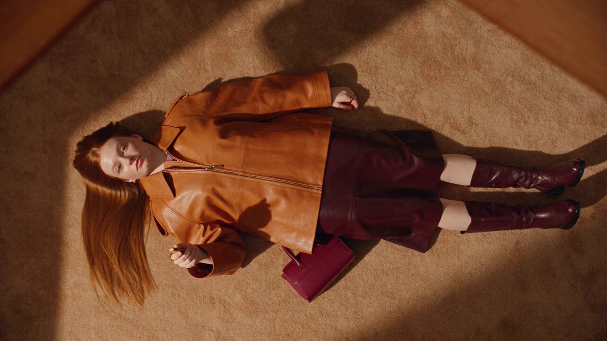 Seedance 2.5 Autumn Fashion Film Transition Prompt