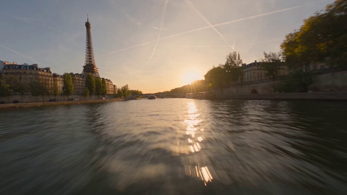 Paris Drone Cinematic Prompt