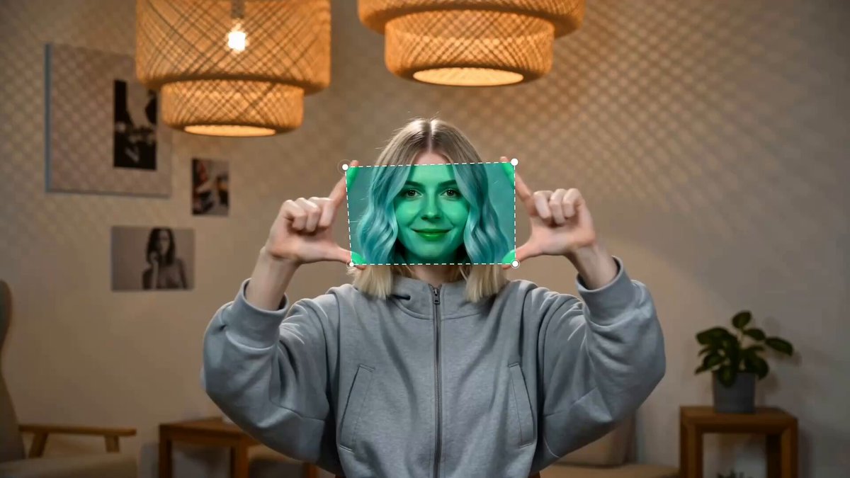Finger Frame Video Effect Prompt