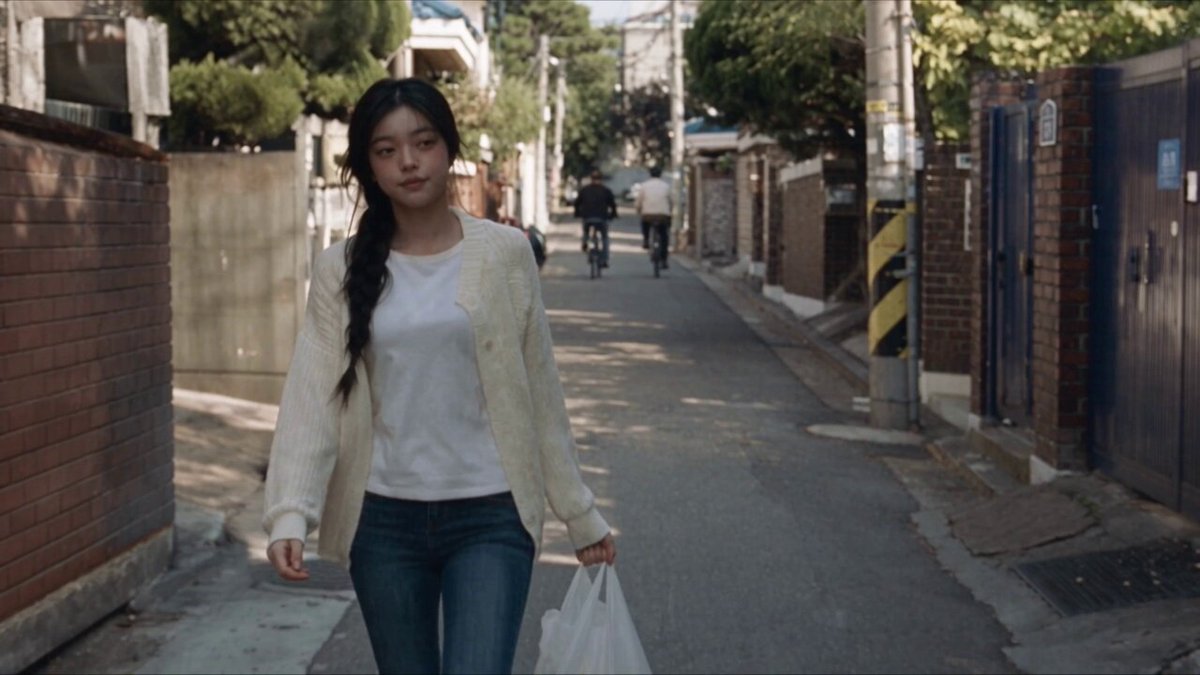 Kindness in a Seoul Neighborhood