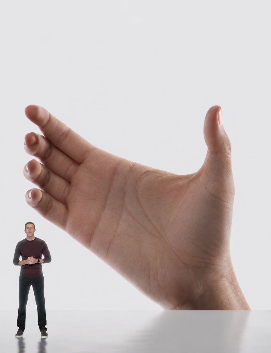 Foldable Phone Portal Keynote Scene