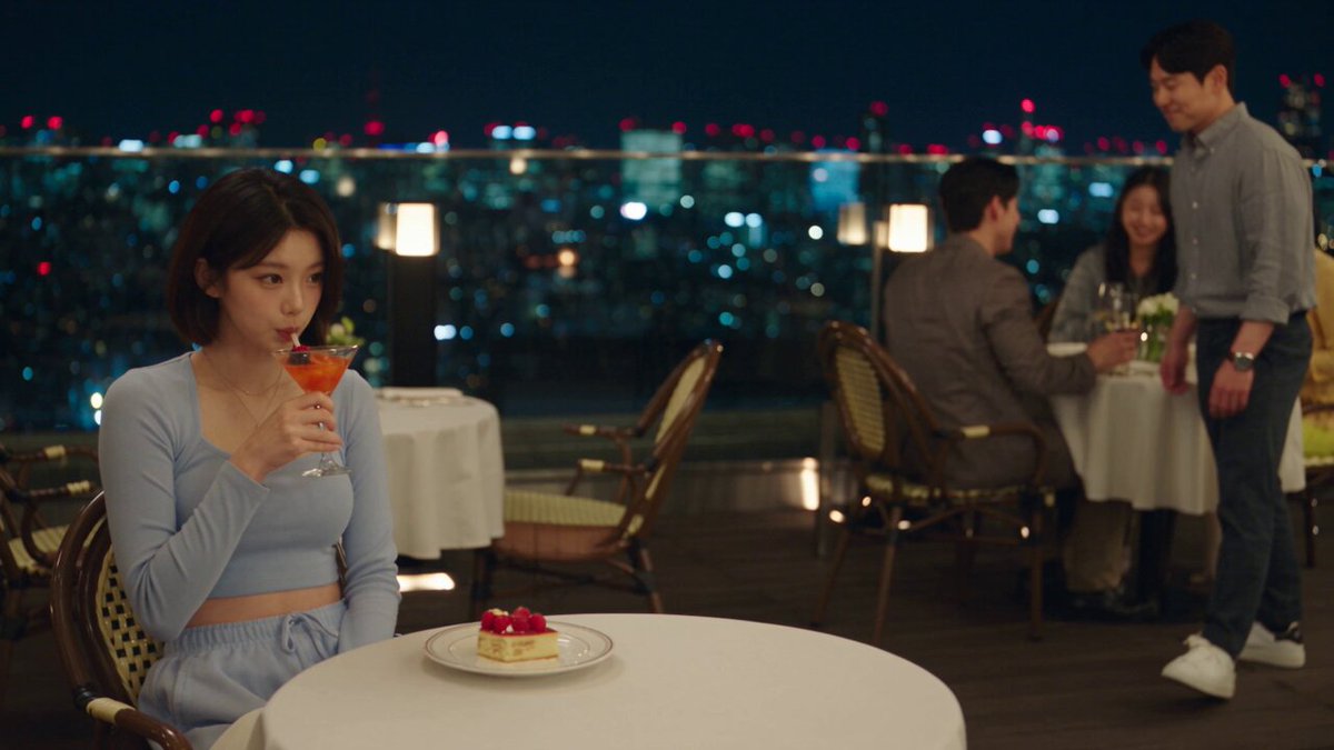 Korean Rooftop Comedy Scene Prompt