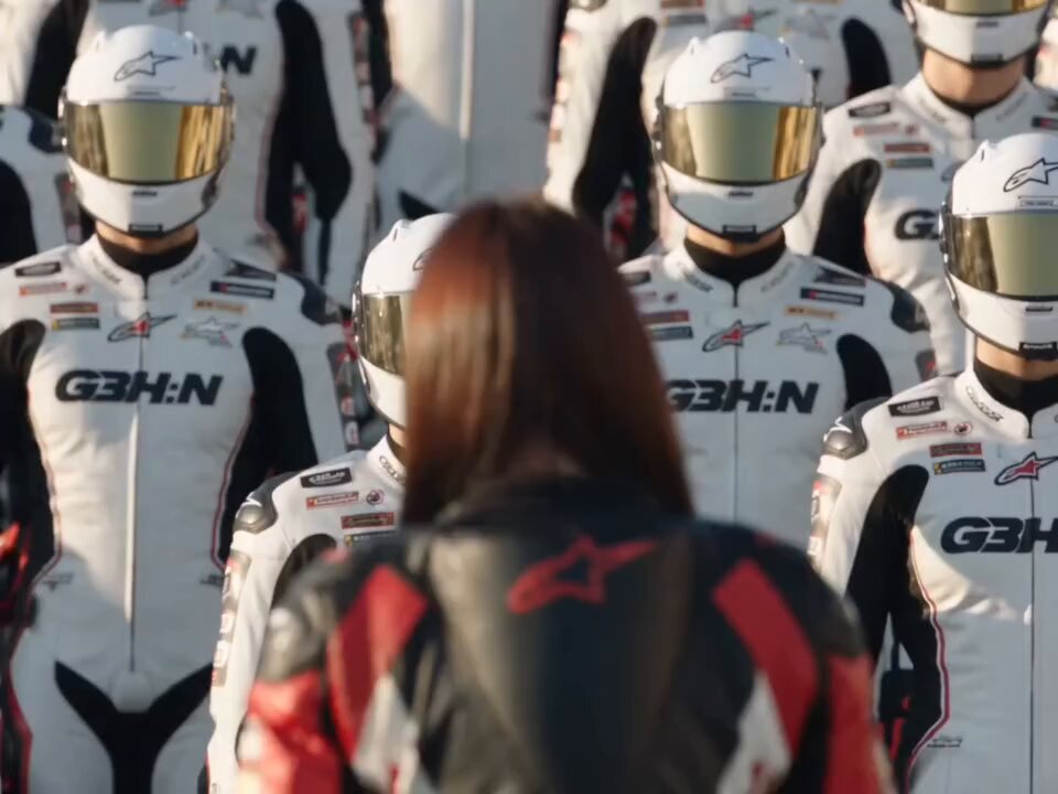 Racing Pit Stop Cinematic Prompt