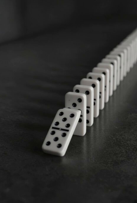Domino Effect Video Prompt
